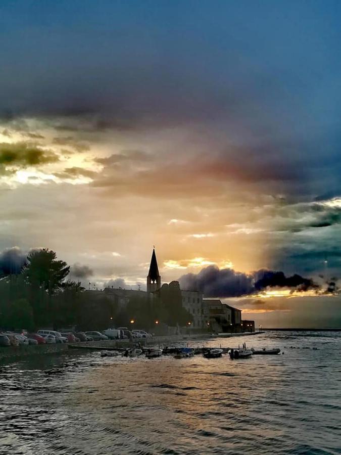 Taverna Coctel Poreč Exteriör bild